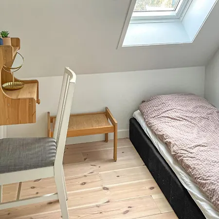 Vakantiehuis Beautiful In With Wifi *
